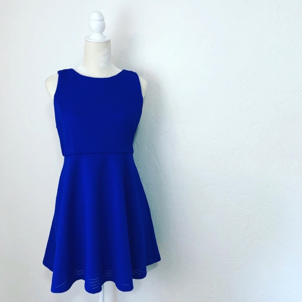 Forever 21 textured semi formal dress